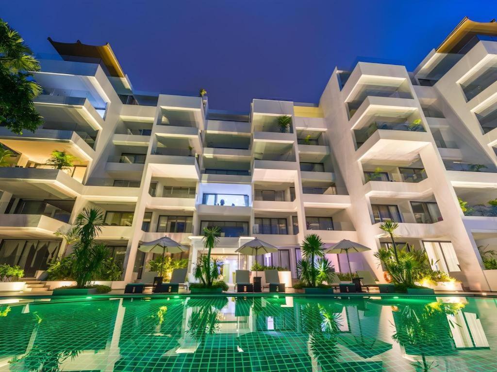 Sansuri Resort Pantai Surin Luaran gambar