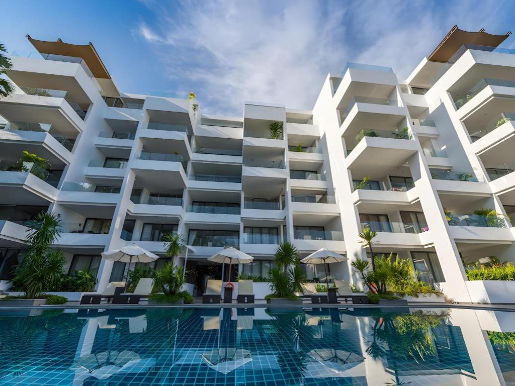 Sansuri Resort Pantai Surin Luaran gambar