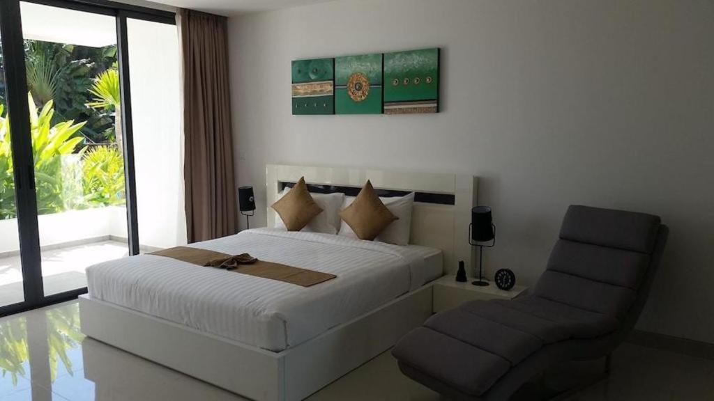 Sansuri Resort Pantai Surin Luaran gambar